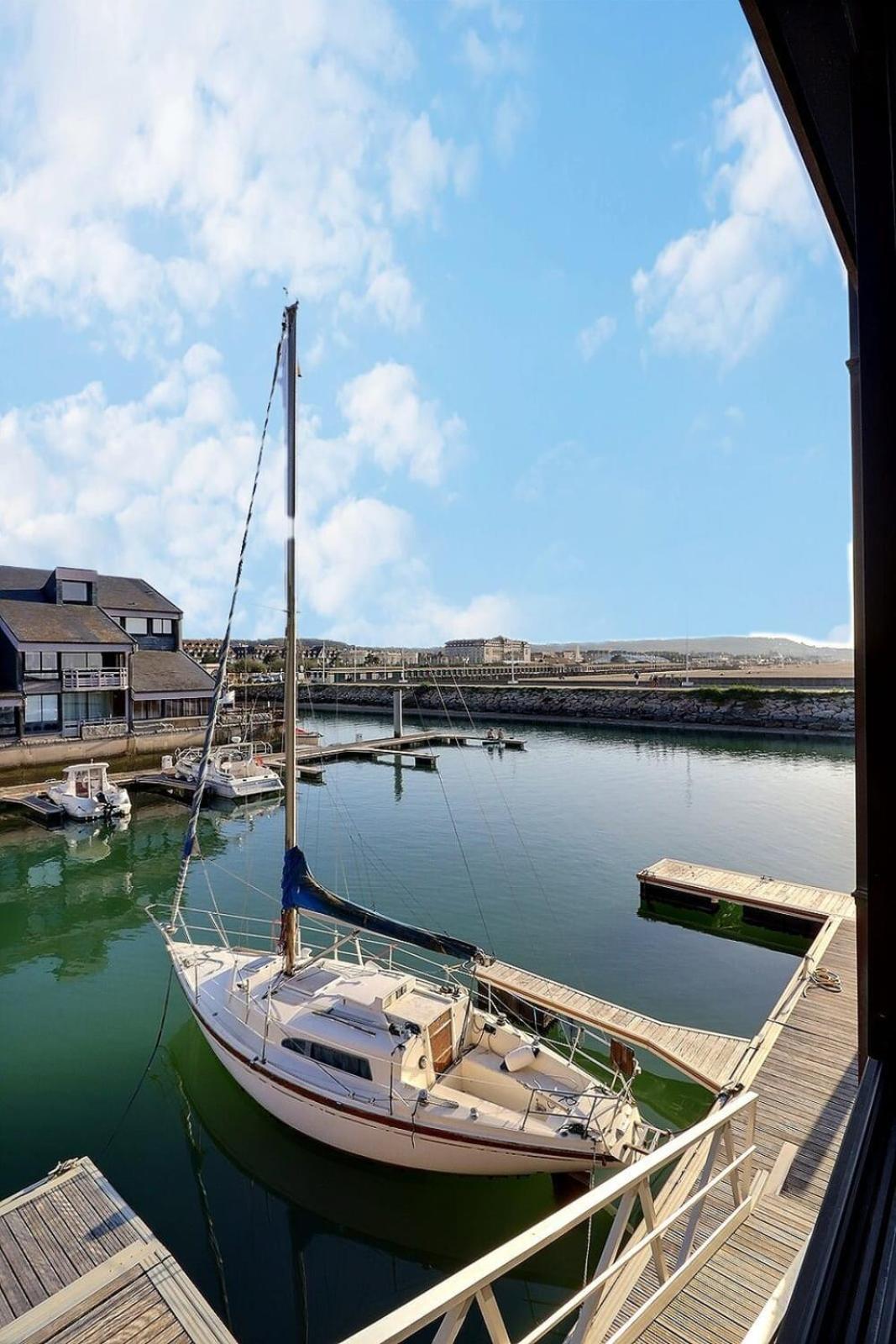 Sublime Apartment Facing The Port & Planches Deauville Eksteriør billede